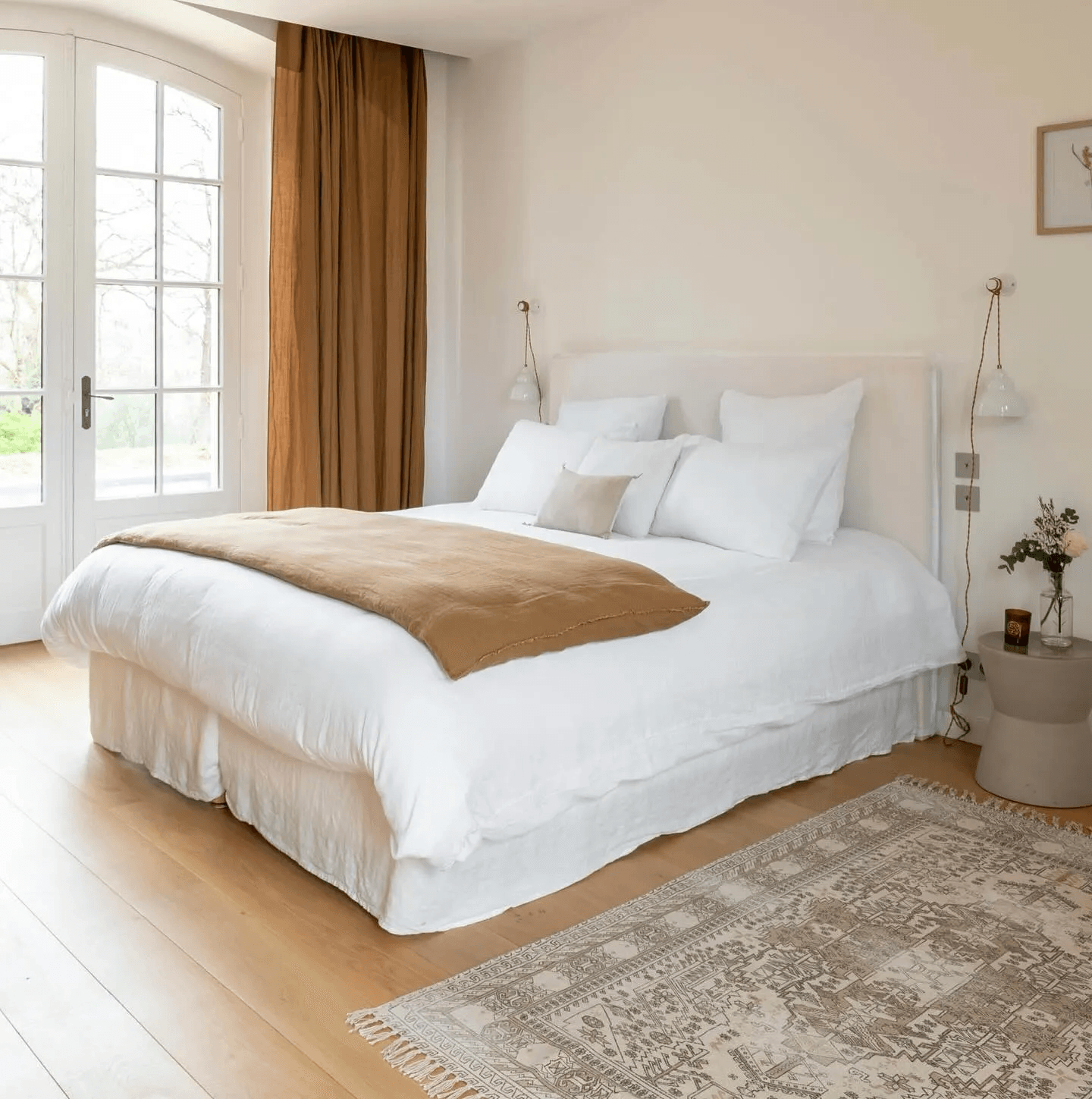 Chambre confortable avec lit pour saisonnier